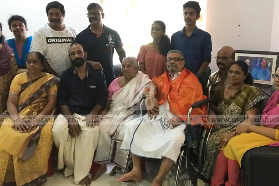 എണ്പത്തിനാലിന് മധുരം നുണഞ്ഞ് അര്ജുനന് മാസ്റ്റര്