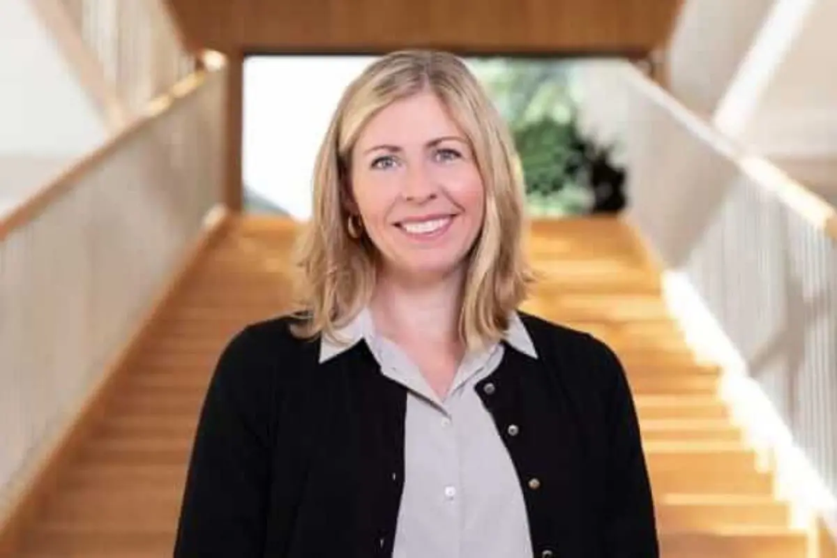 Sweden's newly appointed Health Minister Elisabet Lann, who collapsed during a live press conference on Tuesday, later reassured the public that the episode was caused by low blood sugar. Photo: X