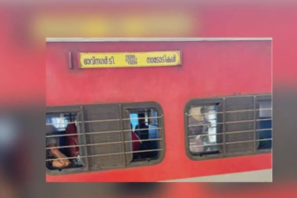 The board of the Bhavnagar-Thiruvananthapuram North train has the word 'Nadodikal' written instead of Thiruvananthapuram North