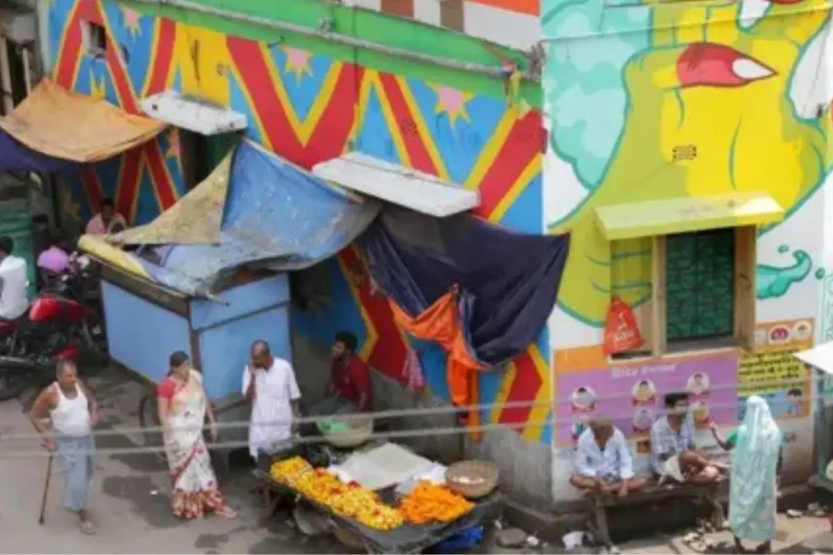 Sonagachi, the biggest red-light area in Asia and located in the heart of Kolkata, is home to thousands of sex workers - including a vulnerable community of Nepalese women now cut off from their families amid the turmoil back home. Photo: X
