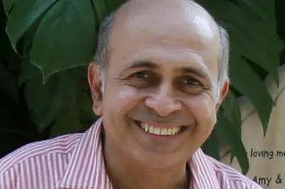 എനിക്കറിയാം നോവി, ഏകാന്ത മൂകതയിലേക്ക് ഉള്‍വലിയേണ്ടിവന്ന കളിയെഴുത്തുകാരന്റെ ആ ഹൃദയവേദന