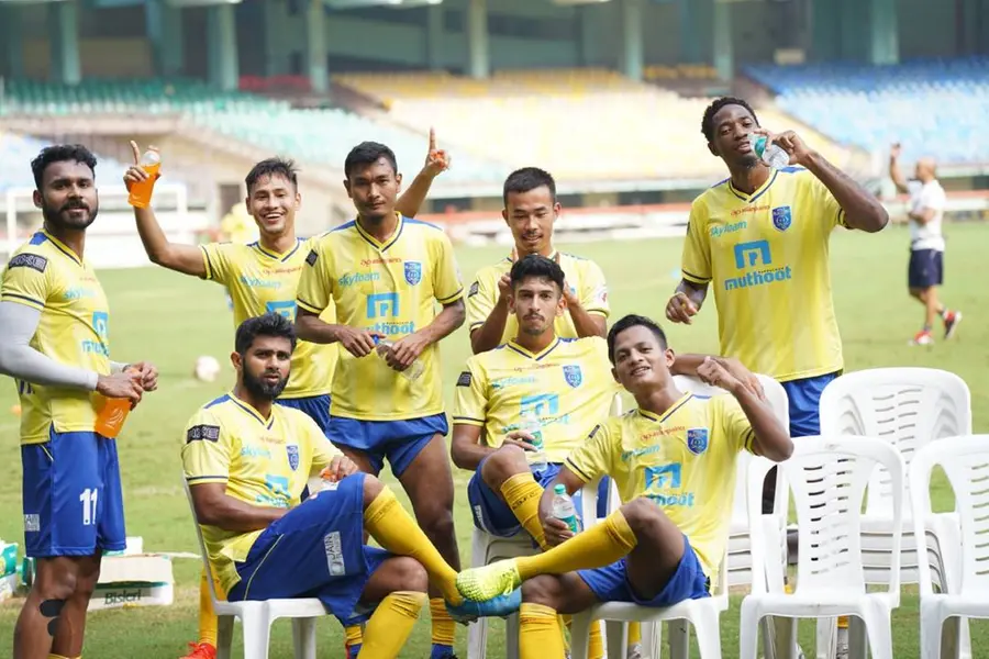 ആരാധകരെ തൃപ്തിപ്പെടുത്താനാകുന്നില്ല; അടിമുടി മാറാന് ബ്ലാസ്റ്റേഴ്സ്