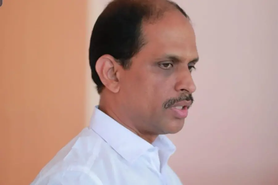 ബൂര്ഷ്വ രാജ്യകമ്പനിക്ക് പിണറായി സര്ക്കാര് മലയാളിയുടെ തലയെണ്ണി വിറ്റു-ജ്യോതികുമാര് ചാമക്കാല