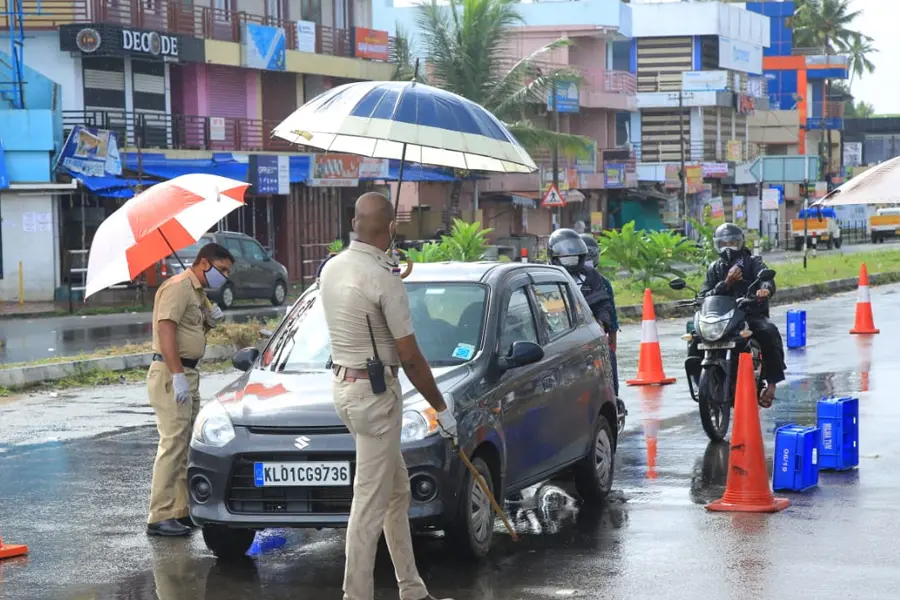 സംസ്ഥാനത്ത് 24 പുതിയ ഹോട്ട് സ്‌പോട്ടുകള്‍; 21 പ്രദേശങ്ങളെ ഒഴിവാക്കി