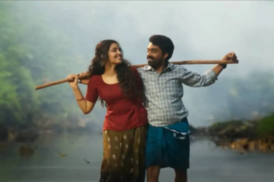 അശോകന്റെ പ്രണയം, ഹരിശങ്കറിന്റെ ശബ്ദം; ശ്രദ്ധ നേടി പെയ്യും നിലാവ്