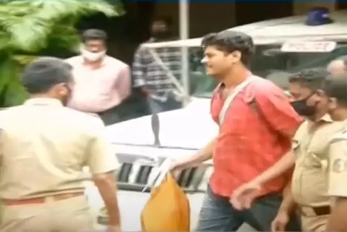 മാപ്പുസാക്ഷിയാവാന് എന്.ഐ.എ. നിര്ബന്ധിച്ചുവെന്ന് അലന്