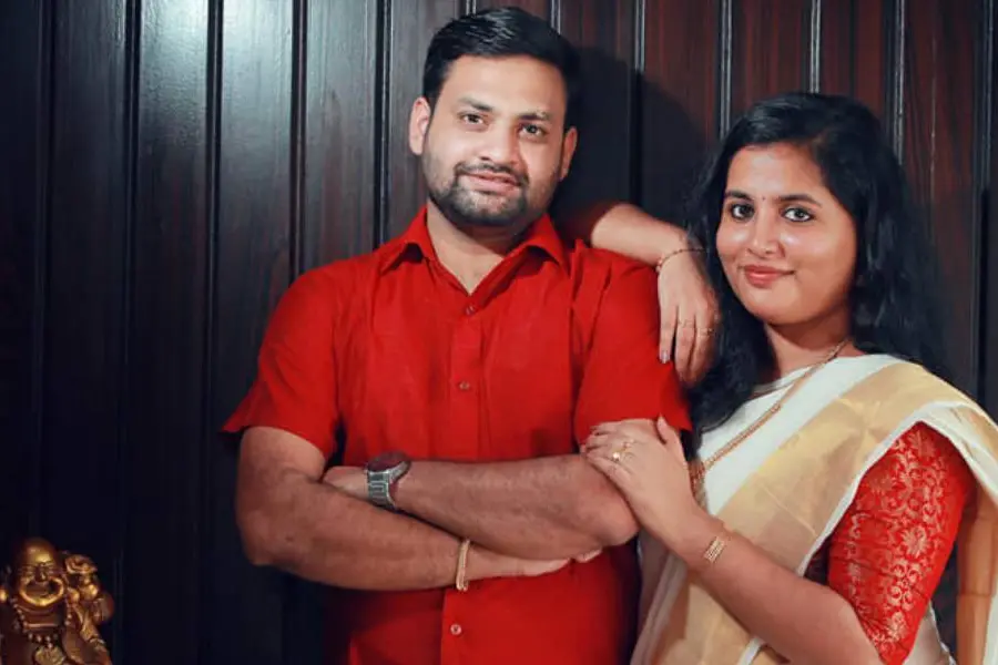 ഡോൺ ടോണിന് കൂട്ടായി ഡിവൈൻ ക്ലാര; വിവാഹ ചിത്രങ്ങൾ