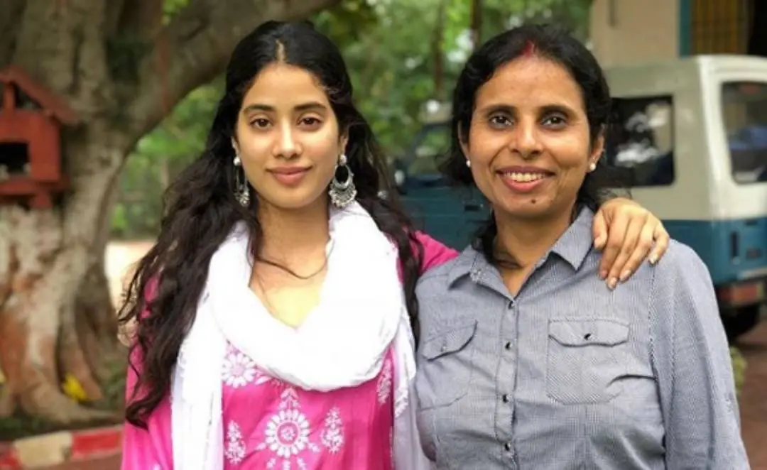 ഗുന്‍ജന്‍ സക്‌സേന ജാന്‍വി കപൂറിനൊപ്പം |Photo: instagram.com|janhvikapoor|