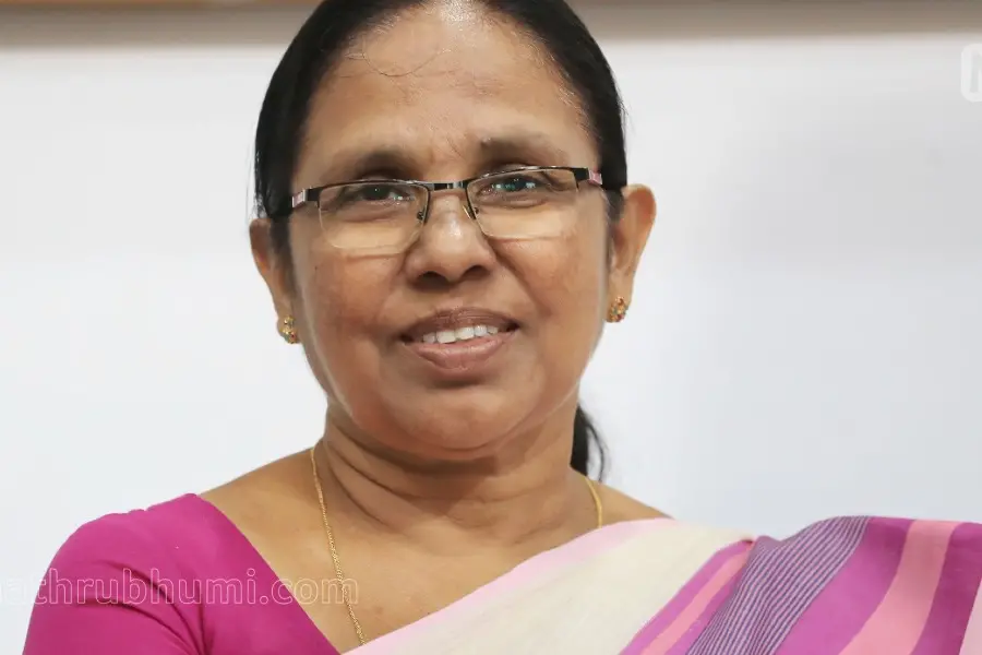 പെണ്‍മക്കള്‍ക്കായി തുല്യതയുടെ സാമൂഹികാന്തരീക്ഷം തീർക്കാൻ പ്രവര്‍ത്തിക്കാം- കെ.കെ ഷൈലജ ടീച്ചർ
