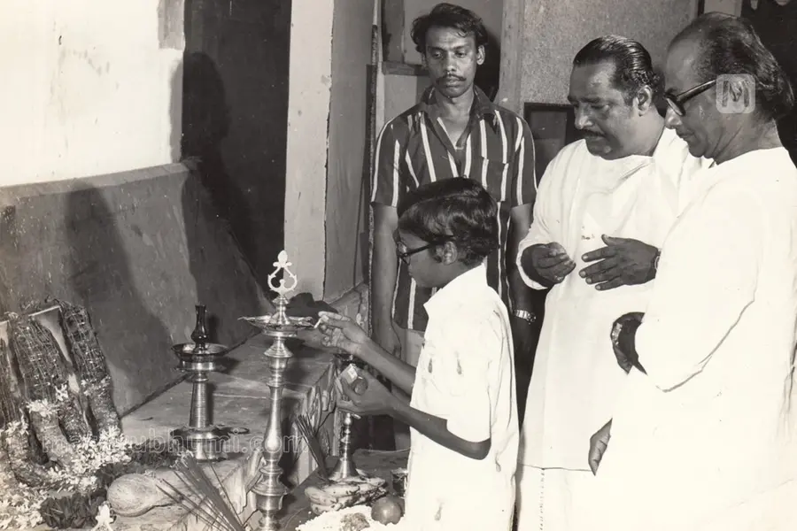 'പാദരേണു തേടിയണഞ്ഞു'; റിലീസാകാതെ സൂപ്പർ ഹിറ്റായ 'ദേവദാസി' യുടെ കഥ