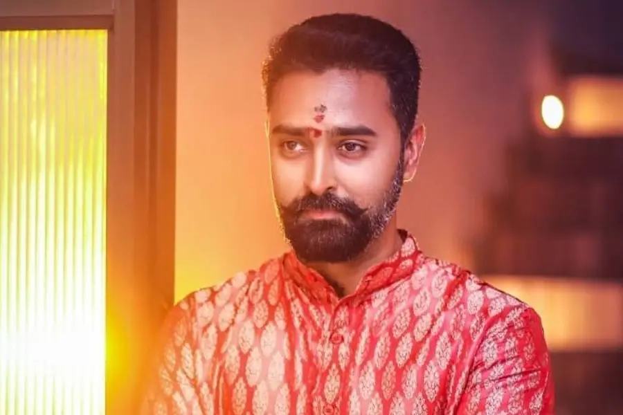 'ഇന്നും പലപ്പോഴും ഇവിടെ ഞാനൊരു അന്യനാണെന്ന് തോന്നാറുണ്ട്,പക്ഷേ ഇവിടെയാണ് എന്റെ ഹൃദയമുള്ളത് '
