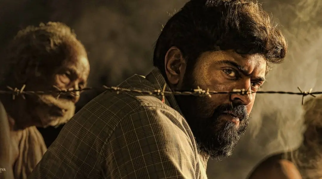 Padavettu Movie Poster