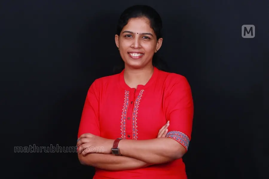 നിലീന അത്തോളിക്ക് ലാഡ്ലി മീഡിയ അവാര്ഡ്