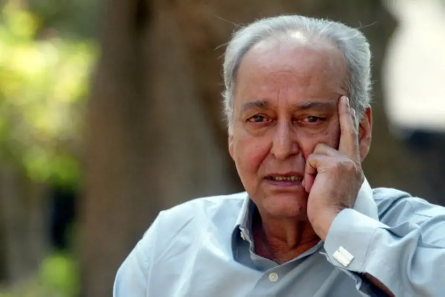 വിഖ്യാത ബംഗാളി നടൻ സൗമിത്ര ചാറ്റർജി അന്തരിച്ചു