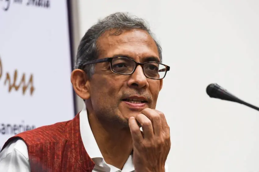 ഇന്ത്യയുടേത് മോശം സമ്പദ്വ്യവസ്ഥ; സര്ക്കാരിനെ വിമര്ശിച്ച് അഭിജിത് ബാനര്ജി