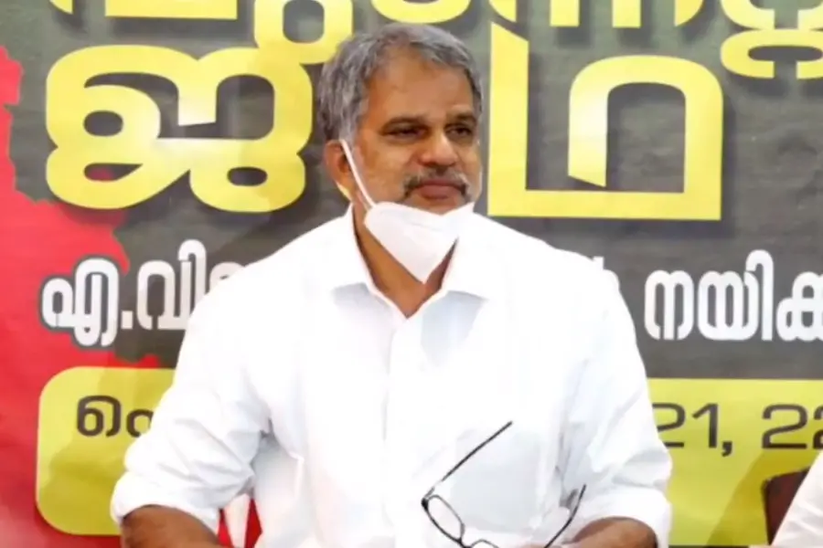 തെരുവിലിട്ട് തല്ലിക്കൊല്ലല് കേരളത്തില് പറ്റില്ല; നേതാക്കൾ യോഗിക്ക് പറഞ്ഞ് കൊടുക്കണം-വിജയരാഘവന്