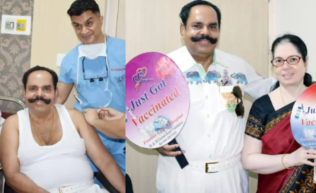 കെ.ടി കുഞ്ഞുമോന് വാക്സില് സ്വീകരിക്കുന്നു