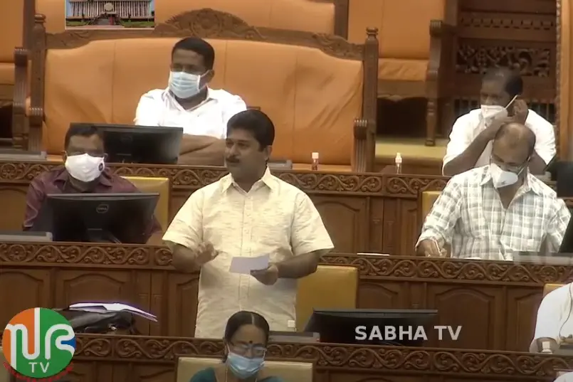 എവിടെ ജിപിഎസ്? എവിടെ മുറുകിയ കുരുക്ക്, ജലീലിനെതിരേയുള്ള ആരോപണങ്ങള്‍ ഓര്‍മ്മിപ്പിച്ച് സ്വരാജ്