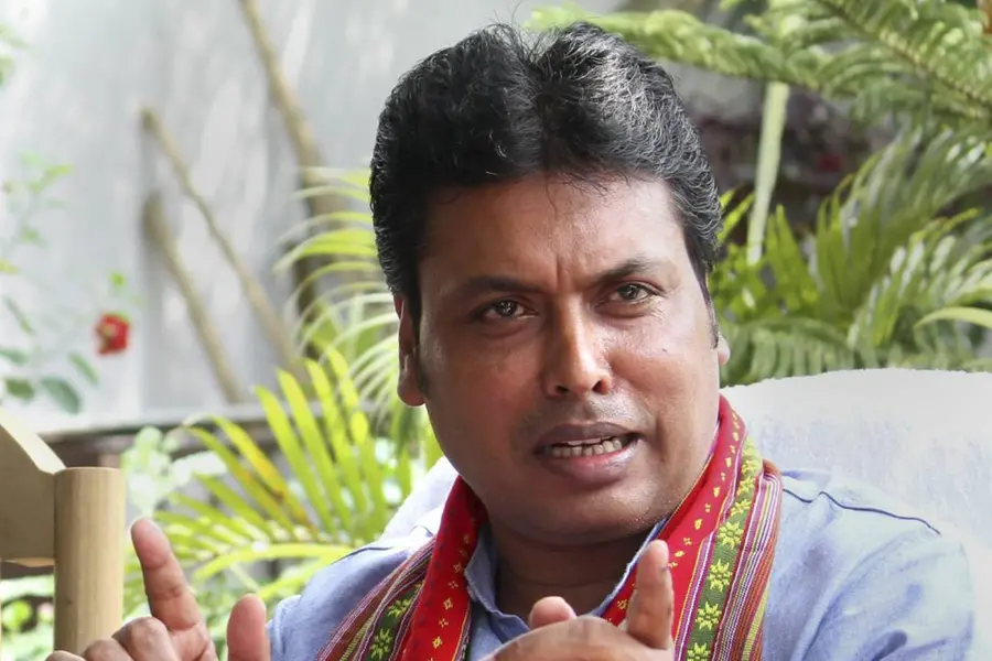 നേപ്പാളിലും ശ്രീലങ്കയിലും ബിജെപി സര്ക്കാരുണ്ടാക്കാനാണ് അമിത്ഷായുടെ പദ്ധതി -ബിപ്ലബ് ദേബ്