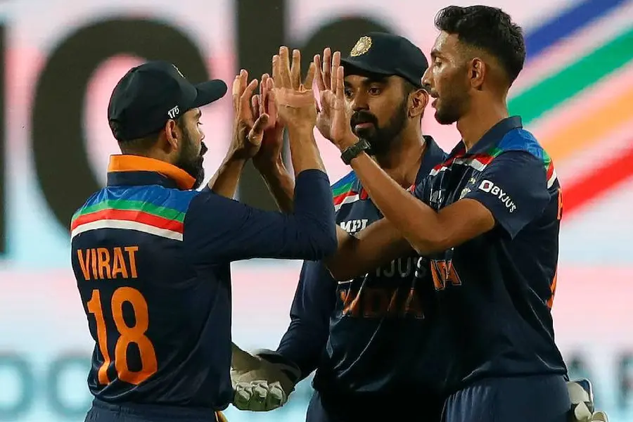 ഇംഗ്ലണ്ടിനെ 66 റൺസിന് തകർത്ത് ആദ്യ ഏകദിനം സ്വന്തമാക്കി ഇന്ത്യ