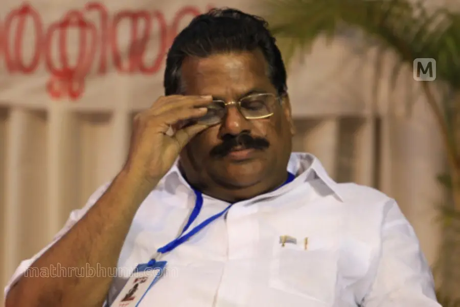 ഇ.പി.ജയരാജൻ വീണ്ടും നിയമന വിവാദത്തിൽ; ഭാര്യാ ബന്ധുവിനെ സര്‍ക്കാര്‍ അഭിഭാഷകനാക്കി