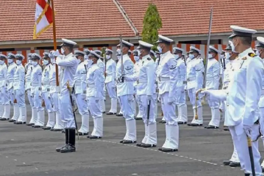 നേവിയില് 270 ഓഫീസര് ഒഴിവ്