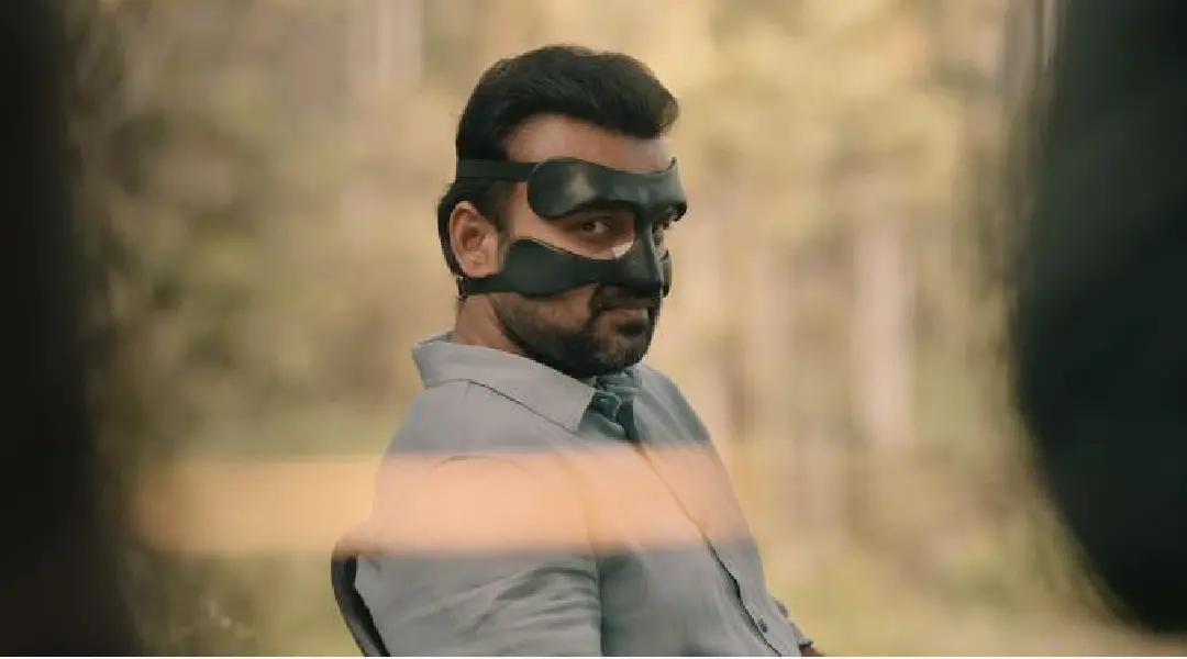 ട്രെയിലറില്നിന്ന്