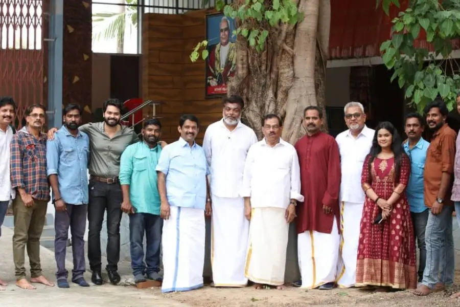 'അഞ്ചിൽ ഒരാൾ തസ്കരനു'മായി സോമൻ അമ്പാട്ട്; ചിത്രീകരണം ആരംഭിച്ചു