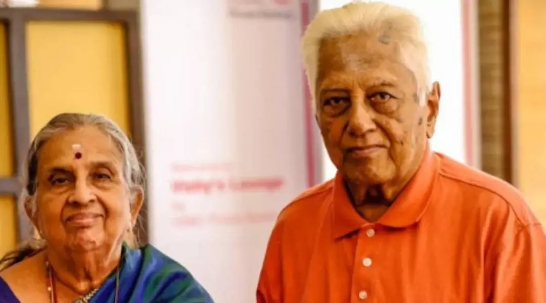 വിശ്വനാഥന് ആനന്ദിന്റെ മാതാവ് സുശീലയും പിതാവ് കെ. വിശ്വനാഥനും | Photo: PTI