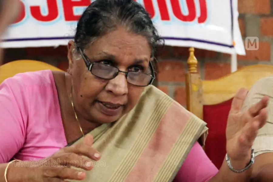 സി.പി.എം. ആവശ്യപ്പെട്ടു; ജോസഫൈന് വനിത കമ്മിഷന് അധ്യക്ഷസ്ഥാനം രാജിവെച്ചു