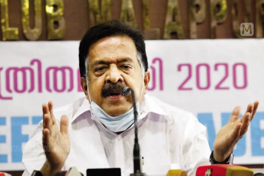 പോസ്റ്റല്‍ ബാലറ്റുകളുടെ വിശദാംശങ്ങള്‍ പുറത്ത് വിടണം; രമേശ് ചെന്നിത്തല വീണ്ടും കത്ത് നൽകി