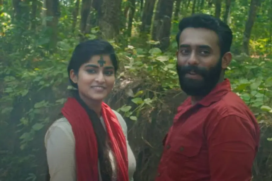 അലരേ നീയെന്നിലേ...മെമ്പർ രമേശൻ 9-ാം വാർഡിലെ മനോഹര പ്രണയ ഗാനം