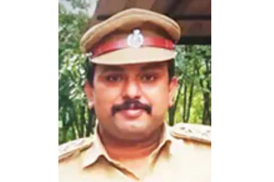 കരാറുകാരനില്നിന്ന് അരലക്ഷം രൂപ കൈക്കൂലി; റേഞ്ച് ഫോറസ്റ്റ് ഓഫീസര് പിടിയില്