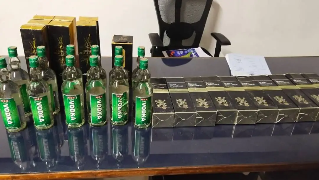 പിടിച്ചെടുത്ത വിദേശമദ്യം