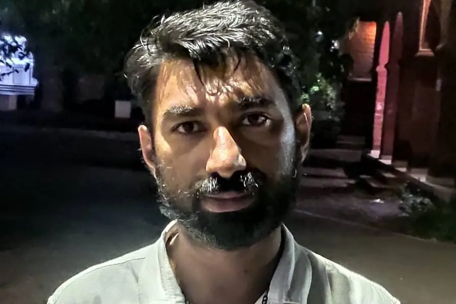ഉദ്ഘാടനത്തിന് പിന്നാലെ വസ്ത്രശാല തീവെച്ച് നശിപ്പിച്ചു; കേസില് ഒരാള് അറസ്റ്റില്, മുഖ്യപ്രതി വിദേശത്തേക്ക് മുങ്ങി