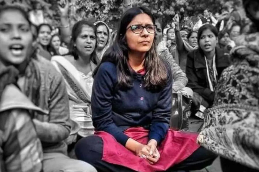 അനുഭവിച്ചോ എന്നല്ല, ഒപ്പമുണ്ടെന്ന് പറയുന്ന ഒരു വനിതാ കമ്മീഷൻ അധ്യക്ഷയുമുണ്ട് ഈ രാജ്യത്ത്