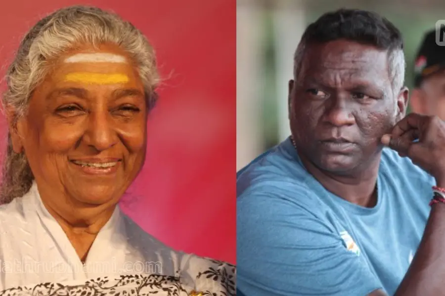 ജാനകിയമ്മ പറഞ്ഞു: സങ്കടം തോന്നുന്നു, ഫുട്ബാളിനെ കുറിച്ച് മോനോട് ഒന്നും സംസാരിക്കാന് കഴിയാത്തതില്