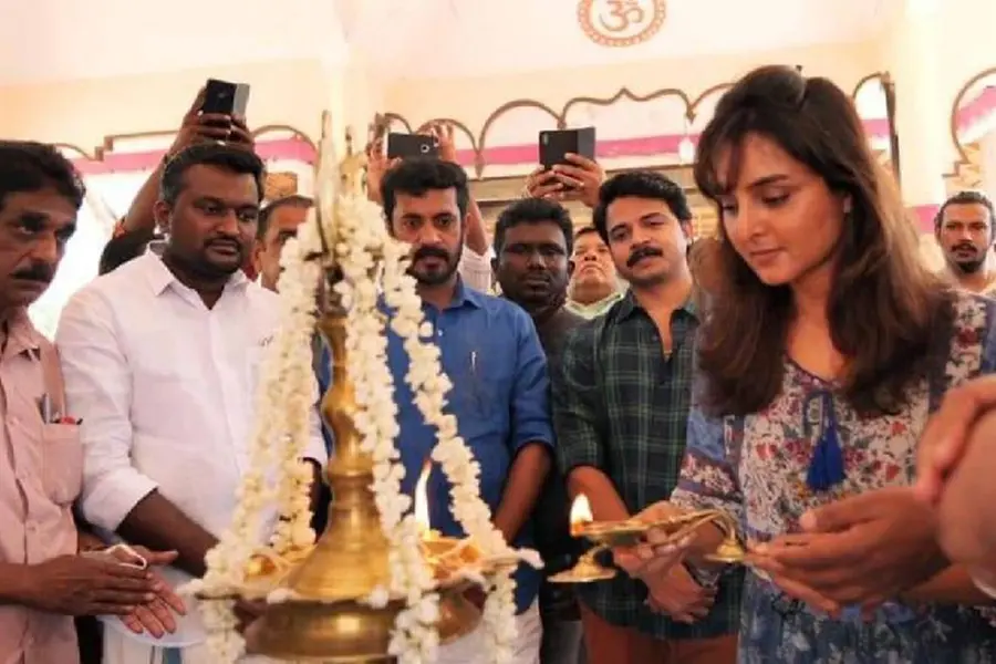 'വെള്ളരിക്കാപട്ടണം' മാവേലിക്കരയില് തുടങ്ങി