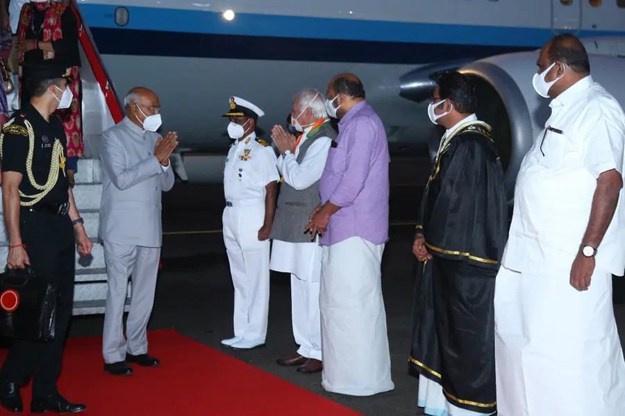രാഷ്ട്രപതി രാംനാഥ് കോവിന്ദിന് കൊച്ചിയില് ഊഷ്മള സ്വീകരണം