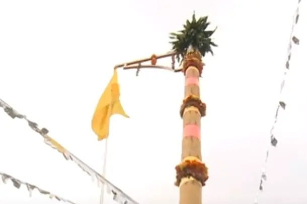 തൃപ്പൂണിത്തുറയില് അത്തപതാക ഉയര്ത്തി