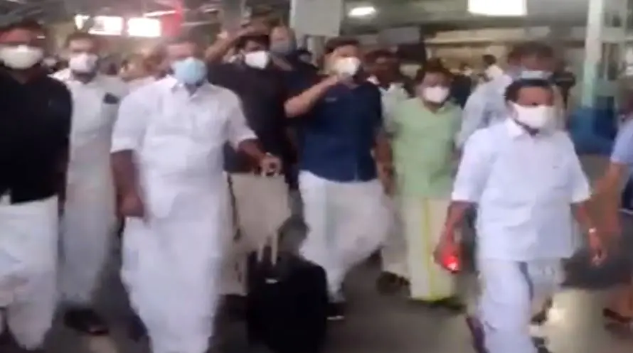 അനില്കുമാറിന് സിപിഎം നല്കിയ സ്വീകരണത്തില് നിന്ന് | photo: mathrubhumi news|screen grab
