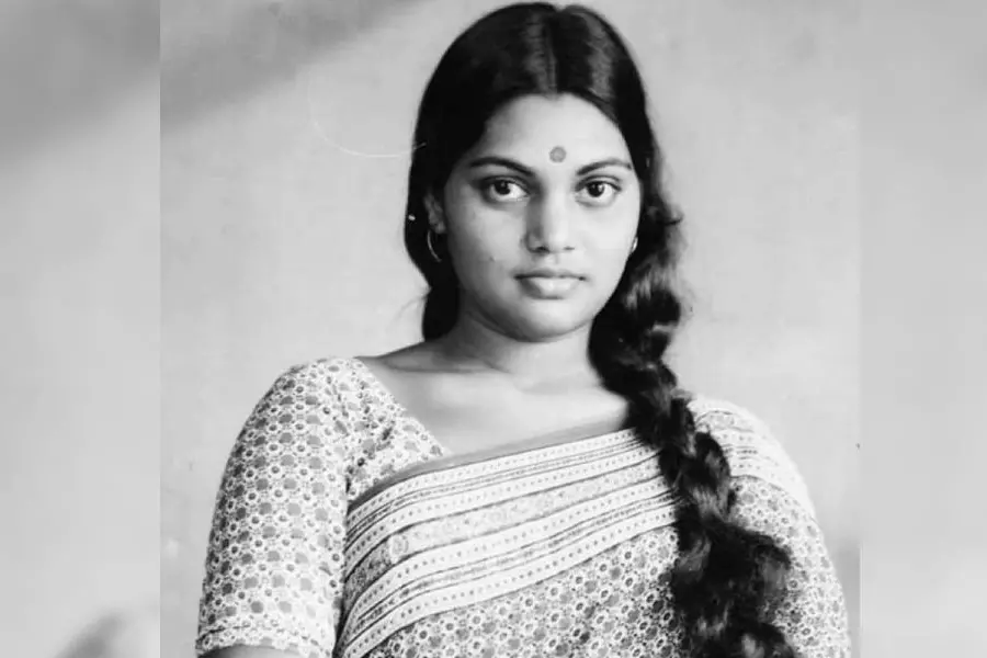 സിൽക്ക് സ്മിത ഓർമ്മയായി കാൽ നൂറ്റാണ്ട് തികയുമ്പോൾ ഈ ഗാനം ഓർക്കാതിരിക്കുന്നതെങ്ങനെ ?