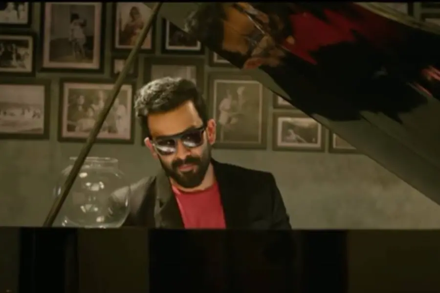 അന്ധനായ പിയാനിസ്റ്റ് ആയി പൃഥ്വിരാജ്; 'ഭ്രമ'ത്തിലെ ആദ്യ ഗാനം പുറത്ത്
