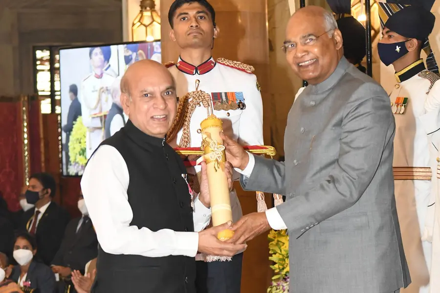 സൈനികരഹസ്യവുമായി ഇന്ത്യയിലെത്തി, 71-ലെ പോരാളി; പദ്മശ്രീ ഏറ്റുവാങ്ങിയവരിൽ മുൻ പാക് സൈനികനും