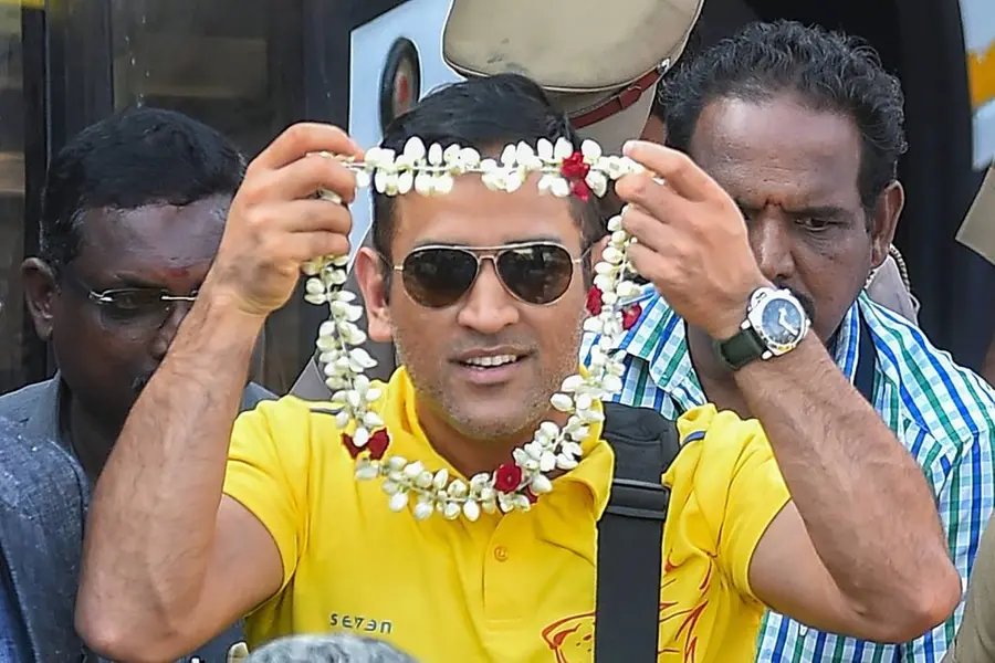 ഐപിഎല് ടീം ലേലം ; ധോനിയുടെ പേരില് വിവാദത്തിലായ റിതി സ്പോര്ട്സും രംഗത്ത്