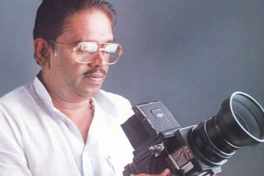 സത്യൻമാസ്റ്റർ ചോദിച്ചു: ശിവൻകുട്ടിക്ക് ഒരു പടം സംവിധാനം ചെയ്തുകൂടേ?