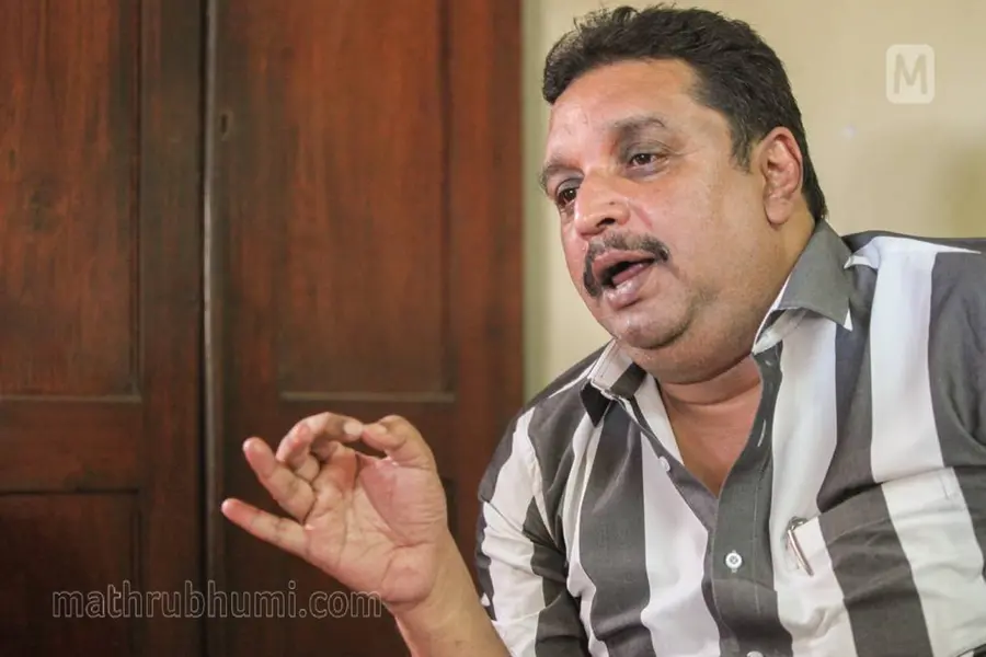 രാത്രി കര്ഫ്യൂ: കൊറോണ വൈറസ് സമൂഹം വിരണ്ടിരിക്കുന്നു; പരിഹാസവുമായി ഷിബു ബേബി ജോണ്