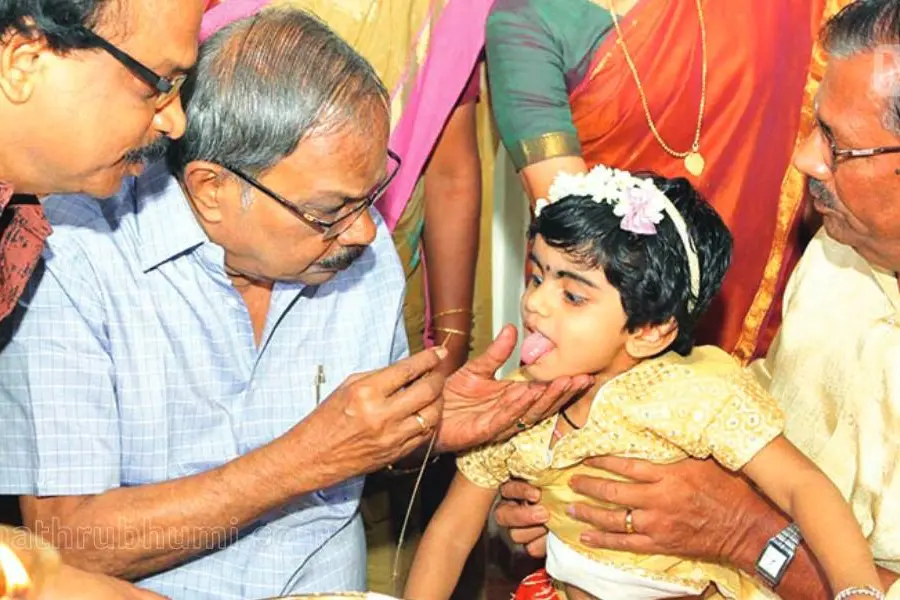 തുഞ്ചന്റെ മണ്ണില് എഴുത്തിനിരുത്തല്; എം.ടിയുടെ നേതൃത്വത്തില് 48 പേര്, എഴുത്തുകാരുടെ സംഗമവും