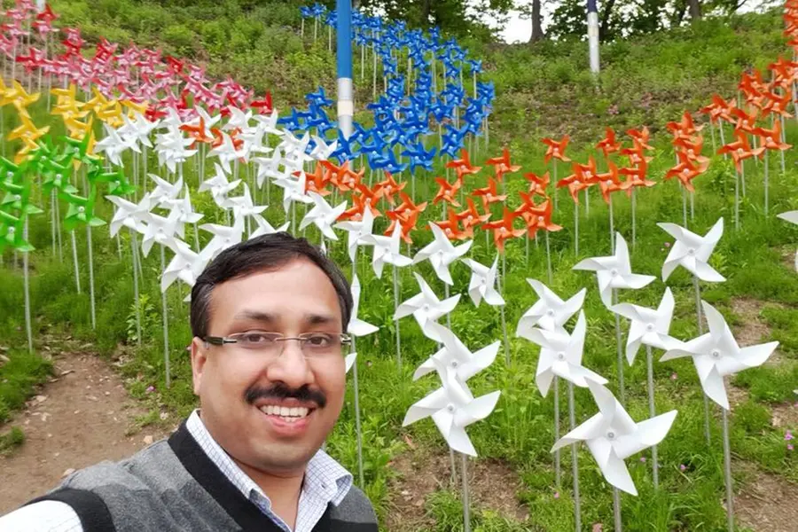 അദ്ദേഹം ചോദിച്ചു; 'ഐഐടിയില് പഠിച്ചവര് എന്തിനാണ് ഐഎഎസ്സിലേക്ക് വരുന്നത്?'