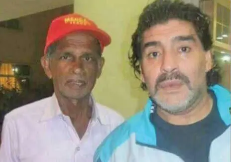 കുത്തിരിപ്പ് മമ്മസ്ച്ച ദുബായില് മാറഡോണയ്ക്കൊപ്പം എടുത്ത ഫോട്ടോ (ഫയല് ഫോട്ടോ)